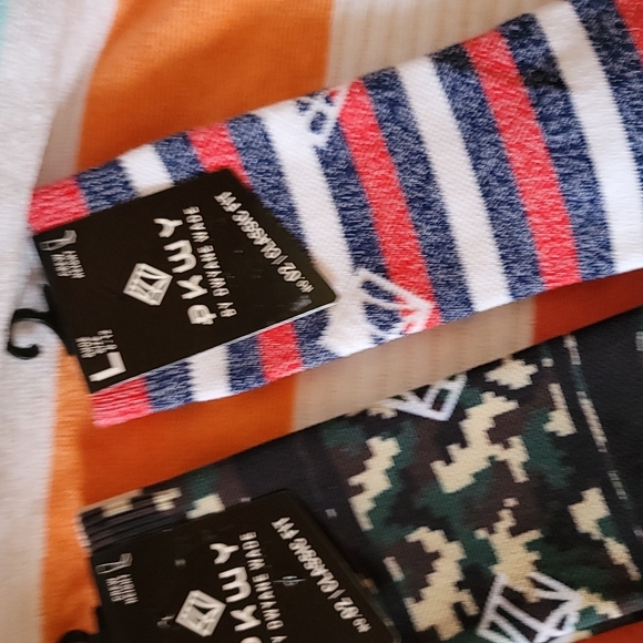 3 Pairs PKWY Dwyane Wade Classic Crew Socks - Picture 3 of 5